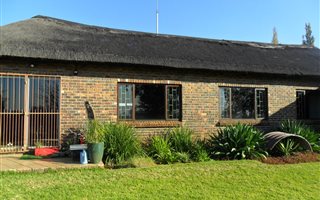 2 Bedroom Garden Cottage in Meyerton Central