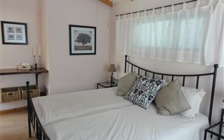 2 Bedroom Garden Cottage in Hout Bay and surrounds