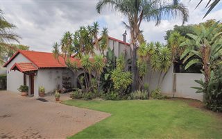 4 Bedroom House in Garsfontein