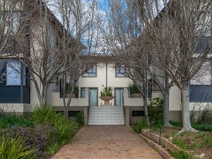 3 Bed Apartment in The Links