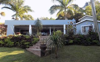 4 Bedroom House in Pumula