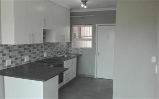 2 Bedroom Flat in Wilro Park