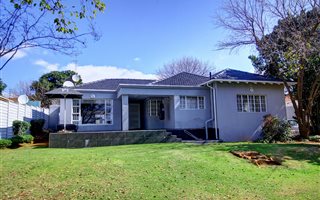 4 Bedroom House in Greenside