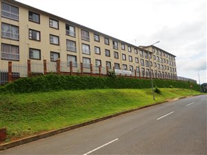 2 Bed Apartment in Empangeni Central
