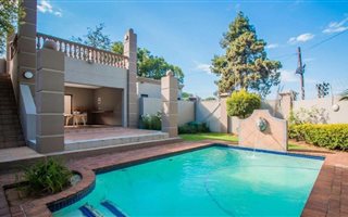 2 Bedroom Apartment in Waverley