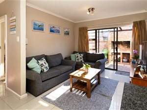 2 Bed Townhouse in South End