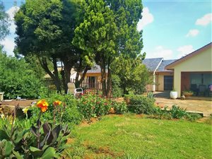 1.7 ha Farm in Golf View
