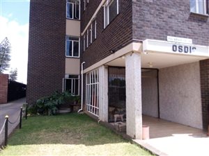 1.5 Bed Apartment in Parktown