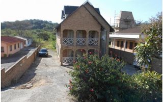 3 Bedroom House in Sea Cow Lake