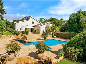 3 Bed House in Quellerina