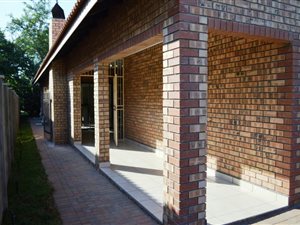 3 Bed House in Malelane