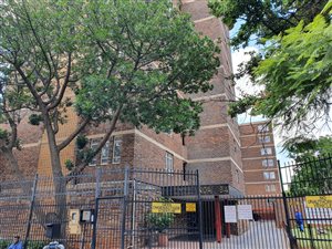 1.5 Bed Apartment in Sunnyside