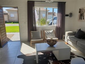 3 Bed Townhouse in Pacaltsdorp