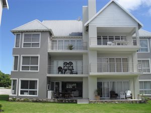 2 Bed Apartment in Marina Martinique