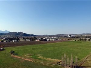 14 ha Farm in Bonnievale