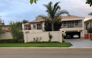 6 Bedroom House in Kyalami