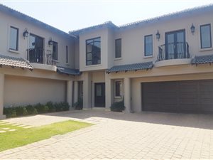 4 Bed House in Carlswald Estate