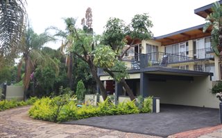 5 Bedroom House in Groenkloof