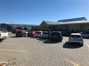 1600 m² Commercial space in Fairview