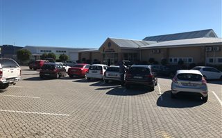 1600 m² Commercial space in Fairview