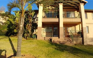 2 Bedroom Townhouse in Rietvalleirand