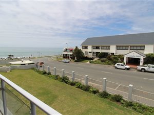 2 Bed Apartment in Gonubie