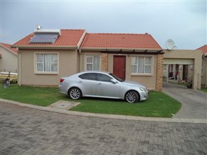 3 Bed House in Helderwyk Estate