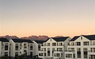 2 Bedroom Apartment in De Velde