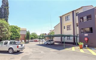 2 Bedroom Townhouse in Edenglen