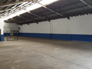 842 m² Commercial space in New Germany