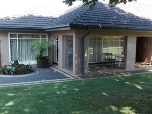 3 Bed House in Dennesig