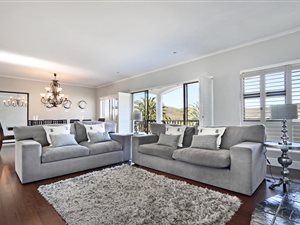 5 Bed House in Oude Westhof