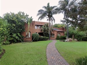8565 m² Farm in President Park