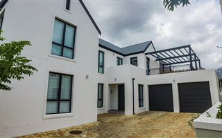 4 Bedroom House in Capolavoro Estate