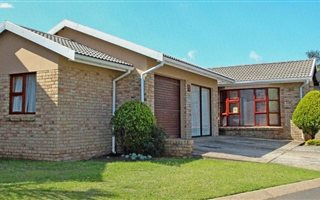 3 Bedroom House in Blue Bend