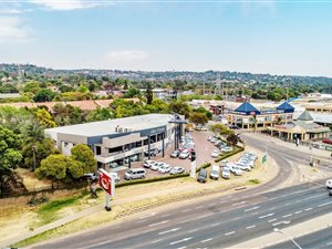 5440 m² Commercial space in Waterkloof Glen
