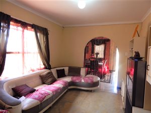 7 Bed House in Eikendal
