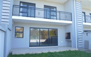 3 Bedroom Townhouse in Beacon Bay