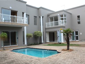 5 Bed House in Seaview