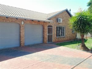 3 Bed House in Doornpoort and surrounds