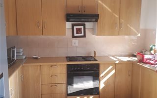 2 Bedroom House in Modelpark