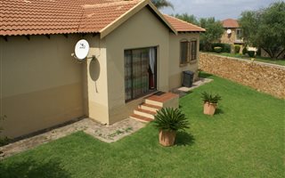 3 Bedroom Cluster in Kyalami Hills