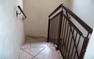 4 Bedroom Duplex in Azaleapark