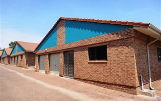 3 Bedroom Townhouse in Newcastle Central