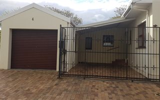3 Bedroom House in Heritage Park