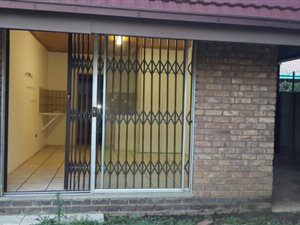 1 Bed Garden Cottage in Kempton Park Ext 2