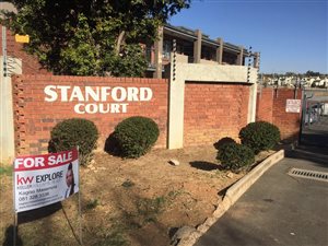2 Bed Apartment in Bloubosrand