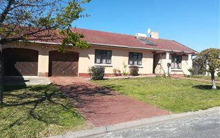 3 Bedroom House in Scottsdene