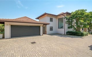 4 Bedroom Duet in Izinga Ridge