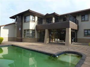 5 Bed House in Crestholme